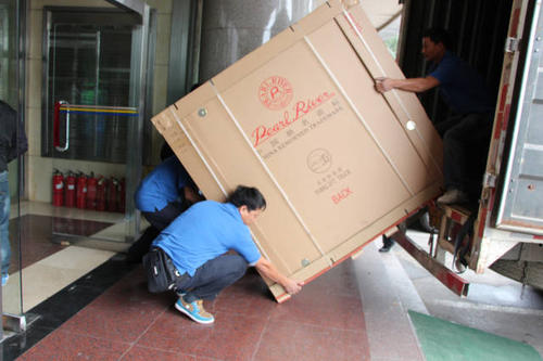 赞皇钢琴贵重工艺品无忧运